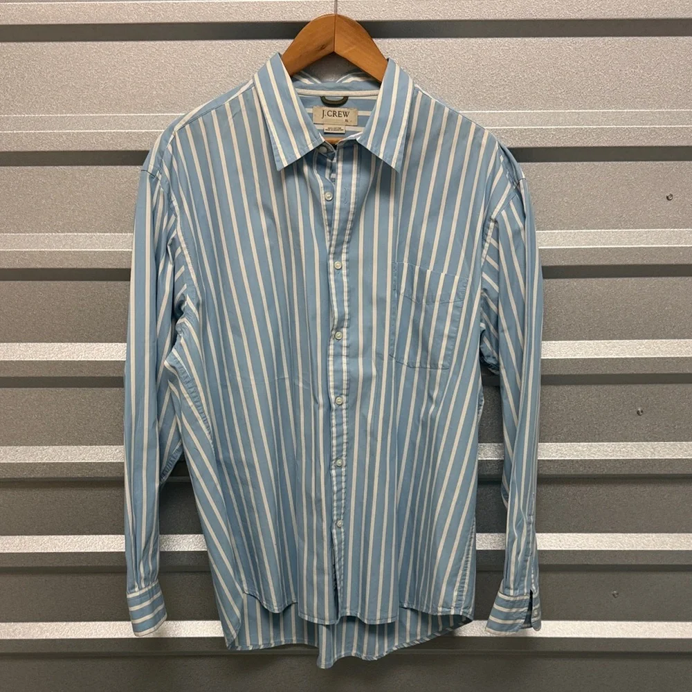 J. Crew Men's Blue and White Striped Button Shirt Size XL Preppy Academia Office